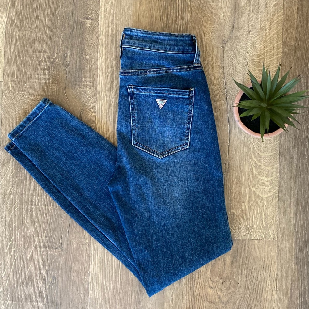 Guess Jeans